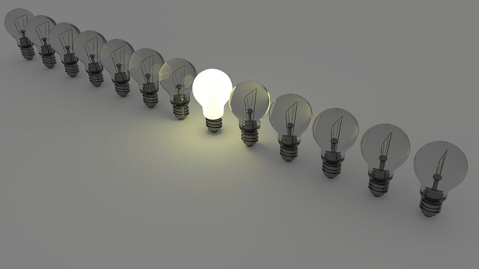 https://www.prosulum.com/wp-content/uploads/2020/09/light-bulbs-1125016_960_720.jpeg